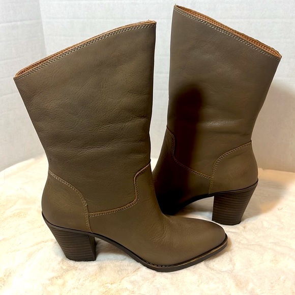 Lucky Brand Embrleigh Women’s Midcalf Boot with stacked heel, taupe, size 7.5 - Picture 8 of 17